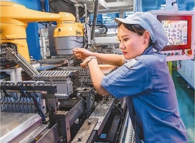 工业企业复工复产有序推进，人工智能应用软件开发迎来发展新契机